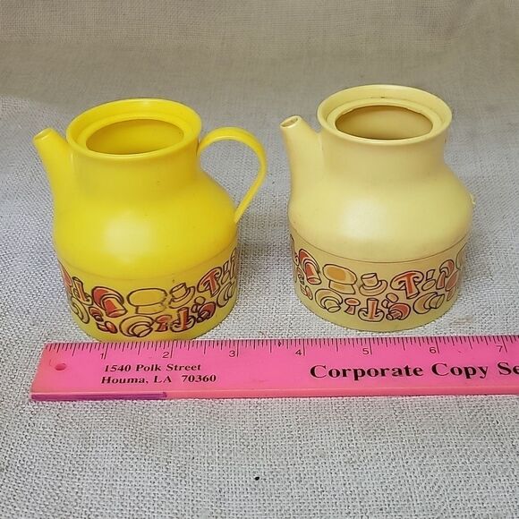 VTG 70's Chilton Aluminum Specialty USA Play Pots, Pans Teapots Plastic Cups - Picture 2 of 7